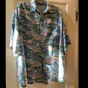| Men’s Hawaiian Shirt |